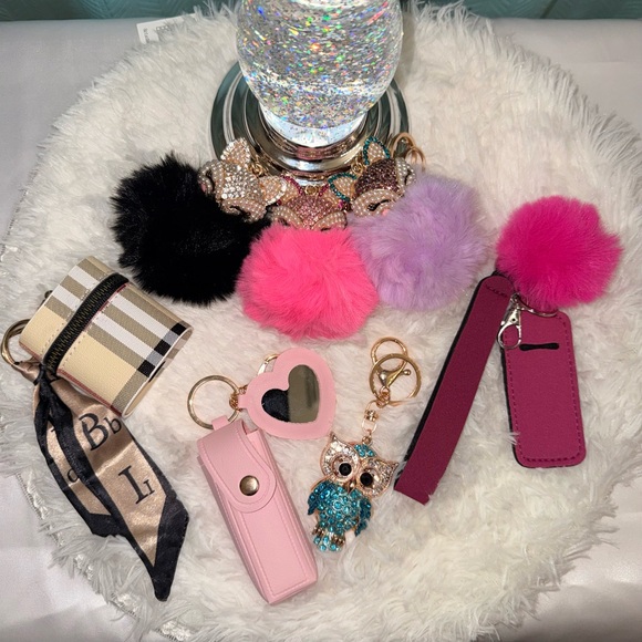 Random Pull or You Pick Bag Charm - Picture 3 of 3